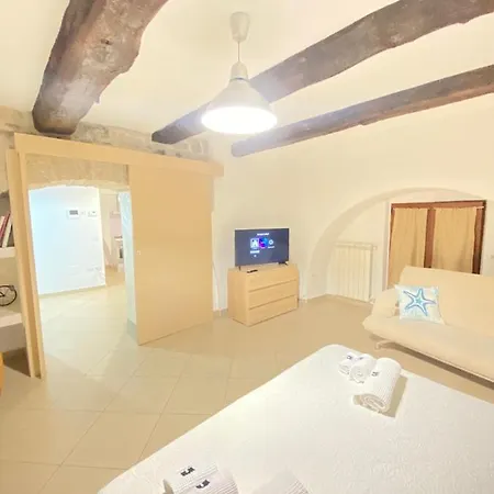 Ch Suite & Privateparking - Corso 18 Agosto - Apartment Potenza Exterior foto